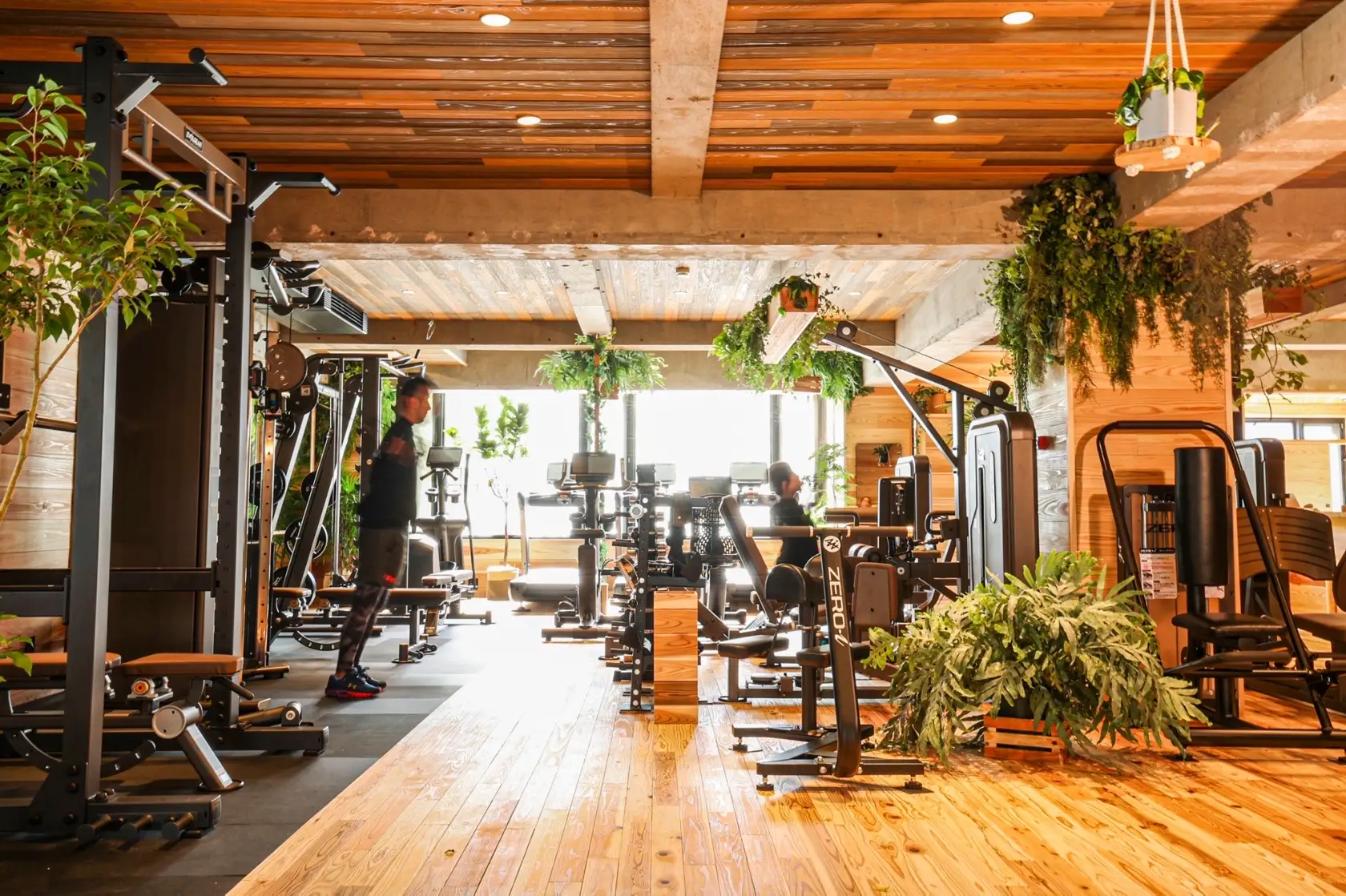 Partner fitness studio