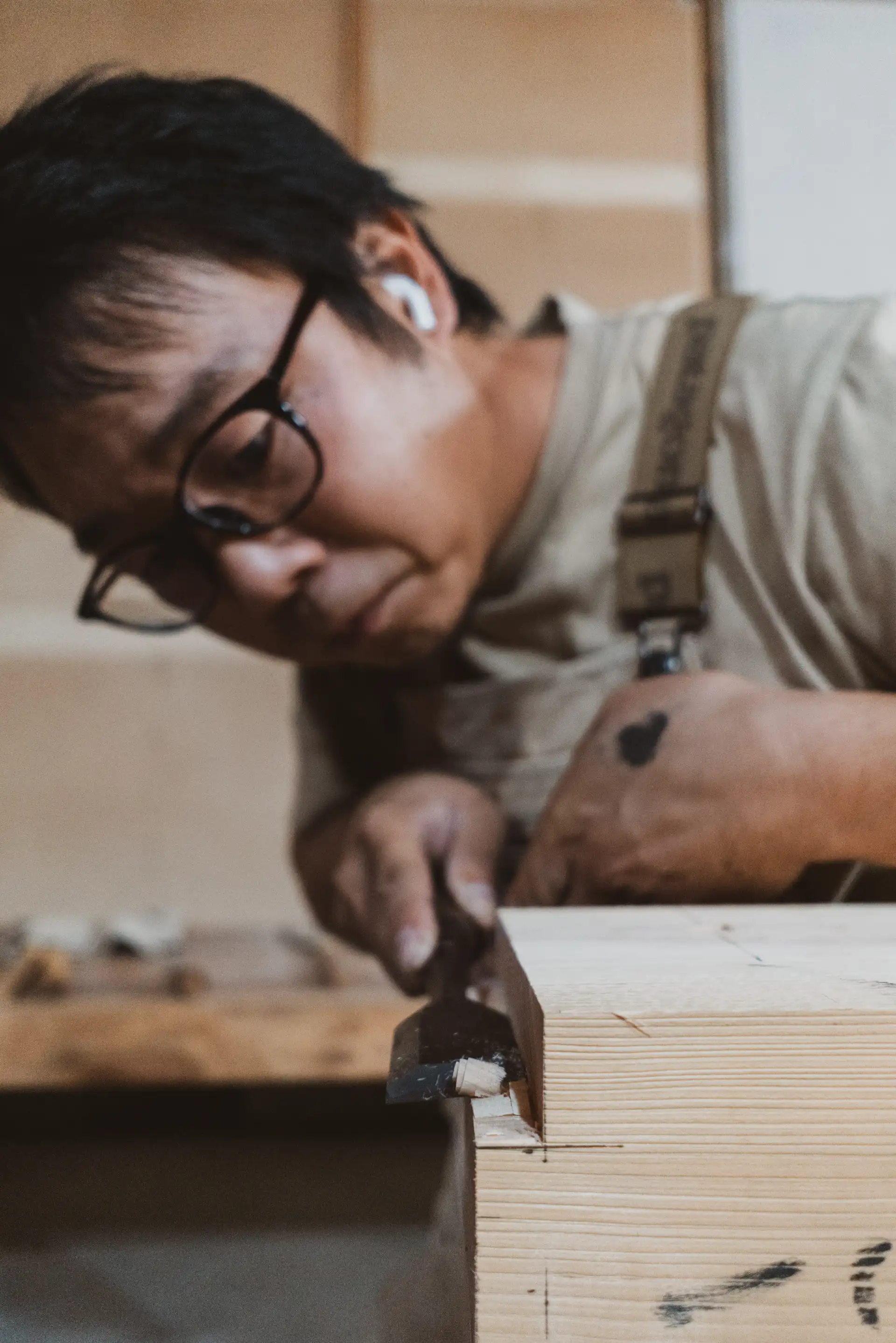 Carpentry by hand